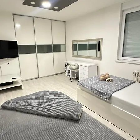 - Pulse - Free Parking * Sarajevo